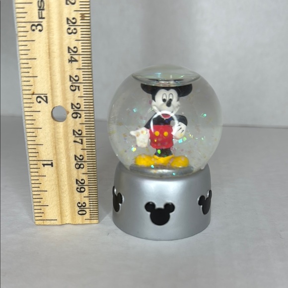 Disney Mickey Mouse Snow Globe - Picture 4 of 4